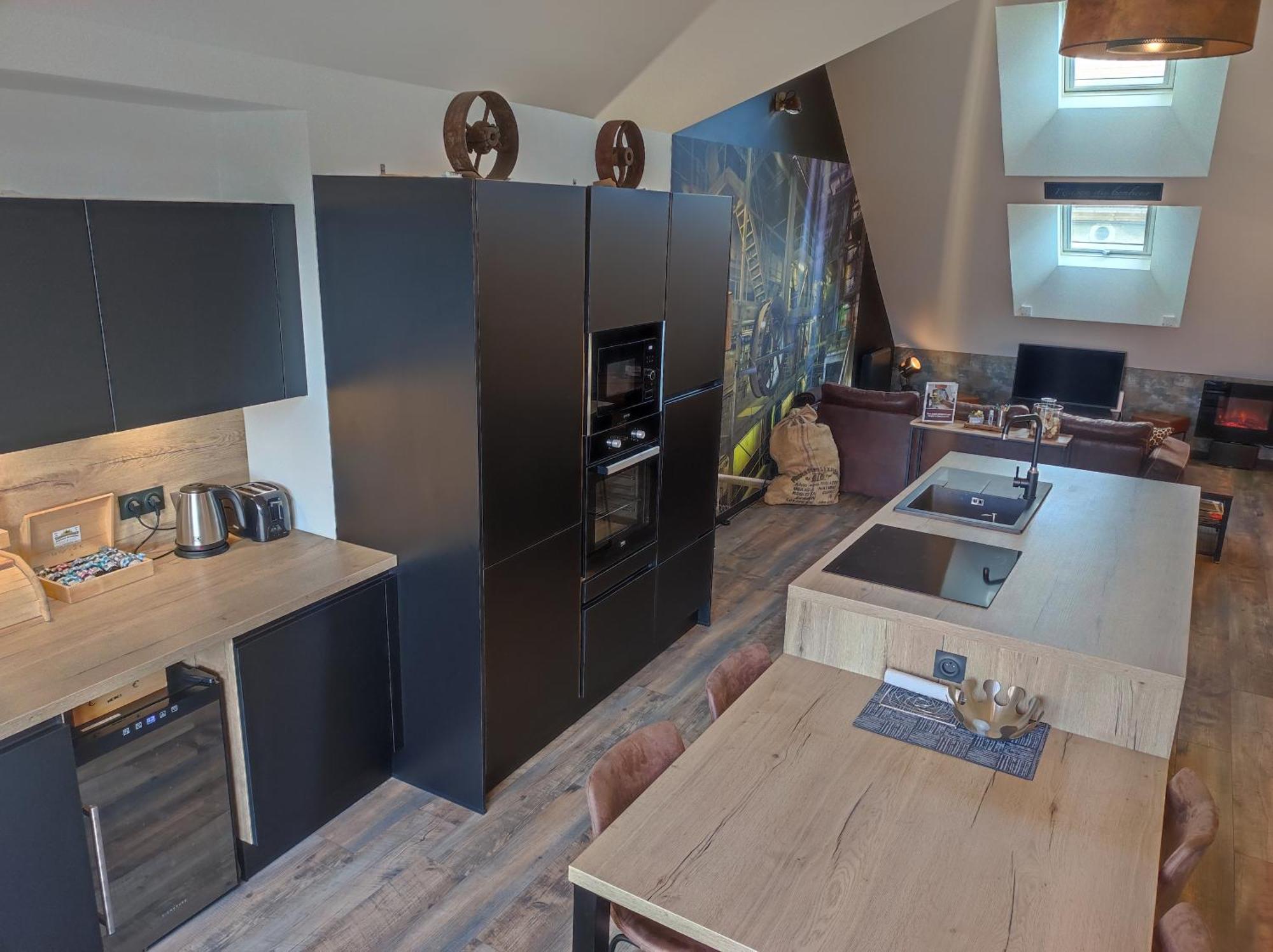 L'acierie Logis De Luxe Avec Jacuzzi